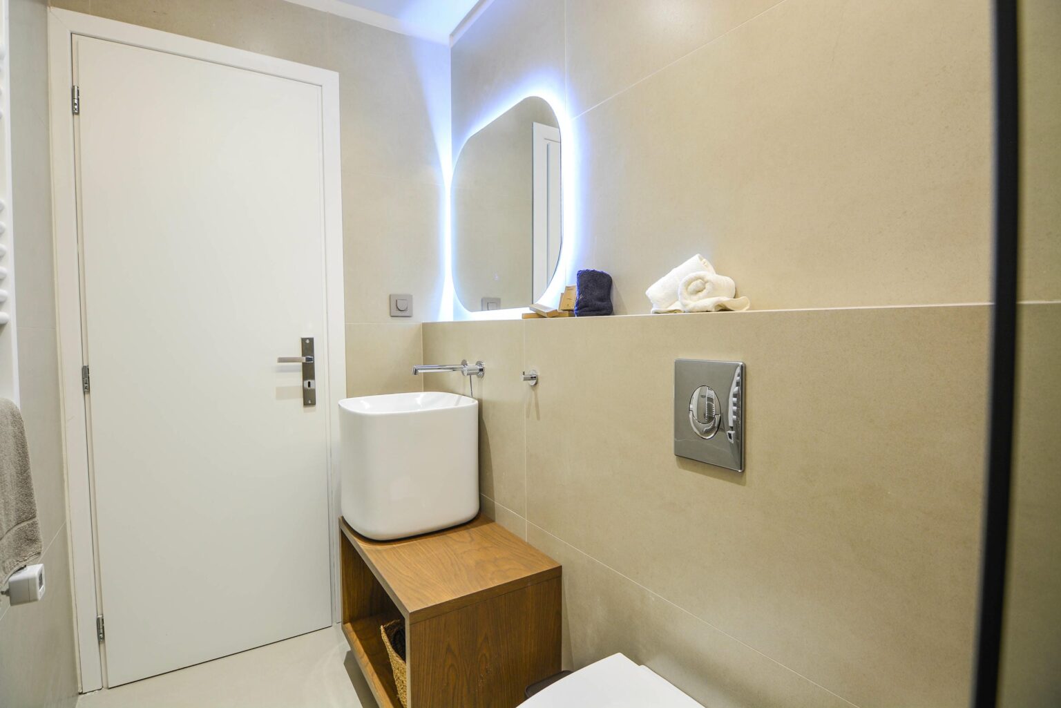 Room 2 12