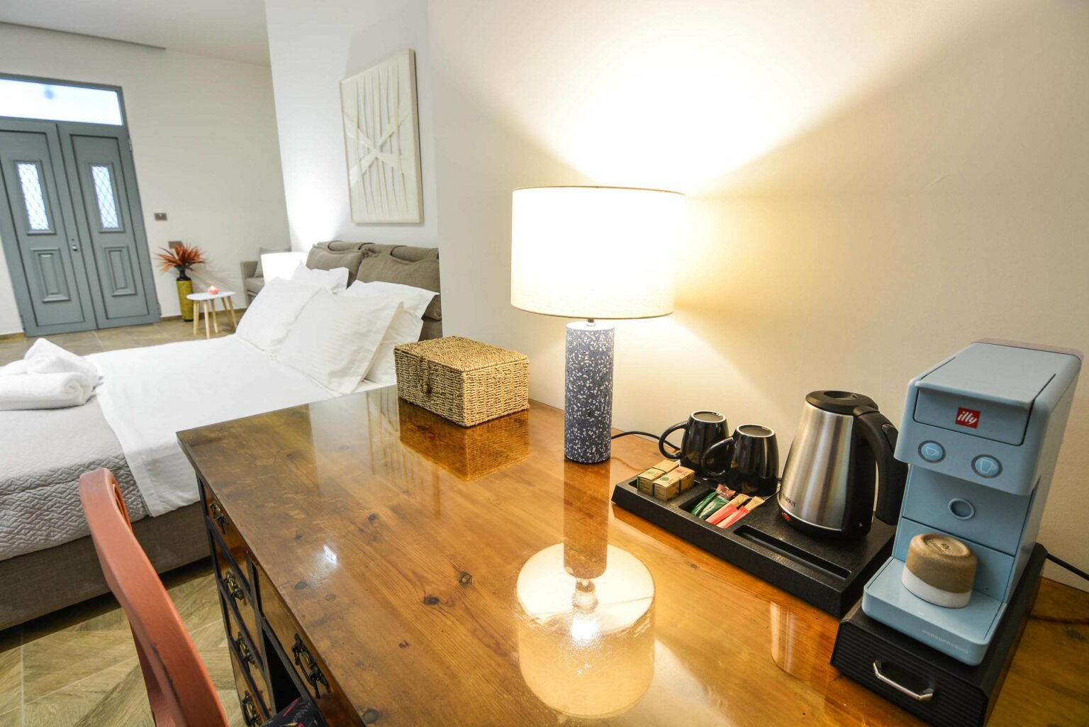 Room 2 6