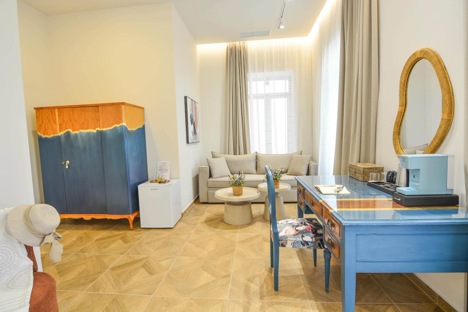 Room 6 5
